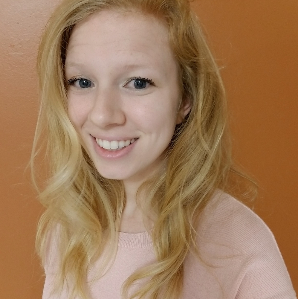 Meet your Posher, Stephanie